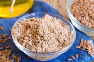 7 motivi per mangiare più semi di lino