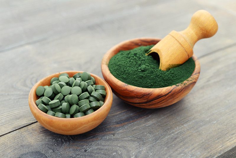 Oltre a prevenire i “tre effetti”, che ruolo ha la polvere di spirulina?